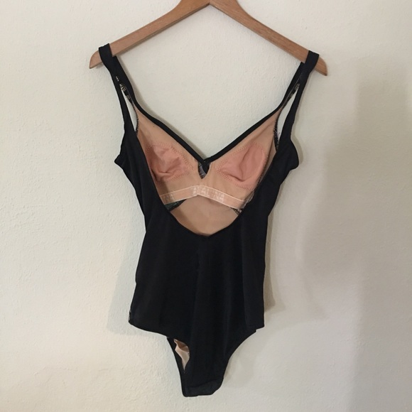 3 for $30- Vintage 1980s Floral Roses One Piece - Picture 2 of 2